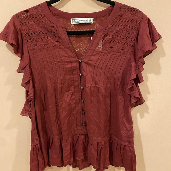 Abercrombie & Fitch Tops - NWT Abercrombie & Fitch Top